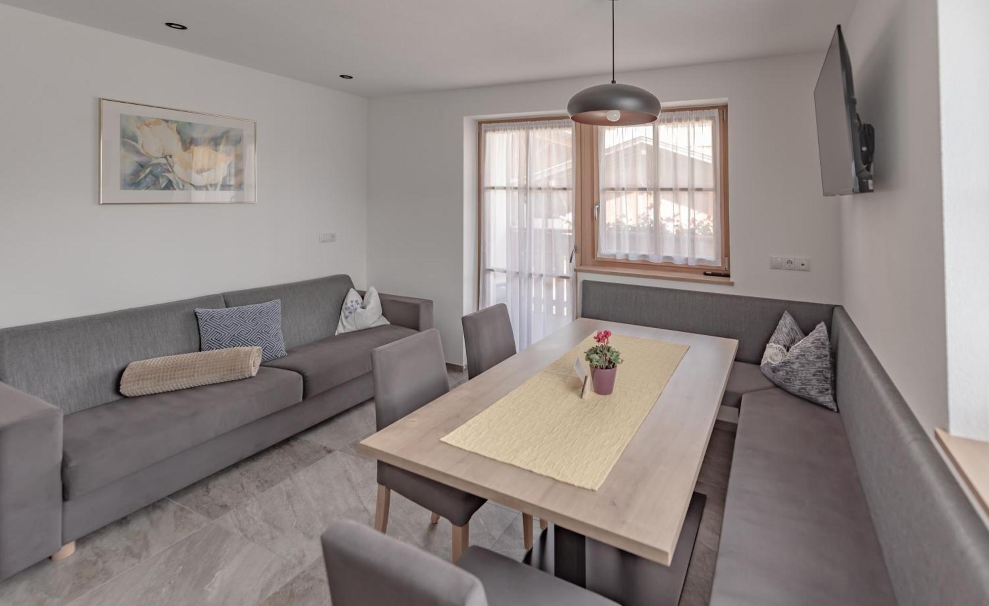 Ortnerhof Apartment Ahrntal Bagian luar foto